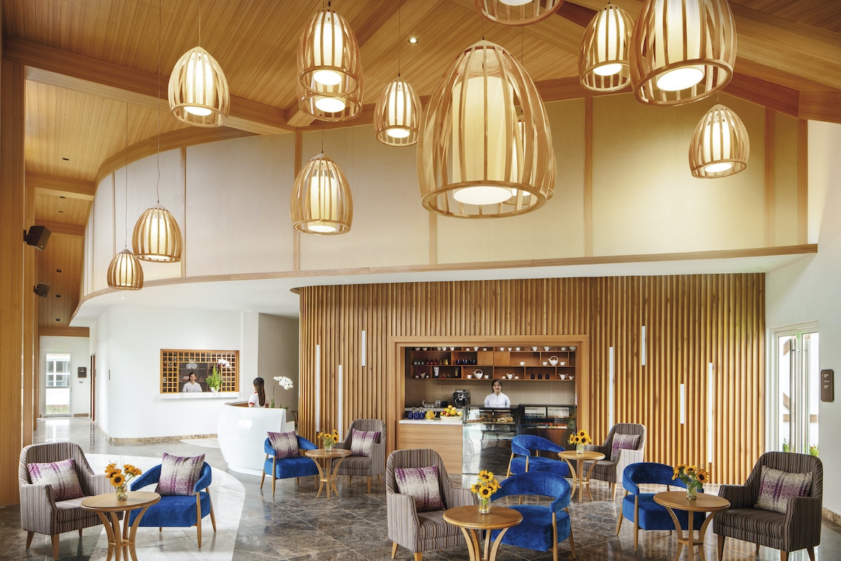 _Tim Barker / NOI Pictures - All rights reserved Movenpick Cam Ranh