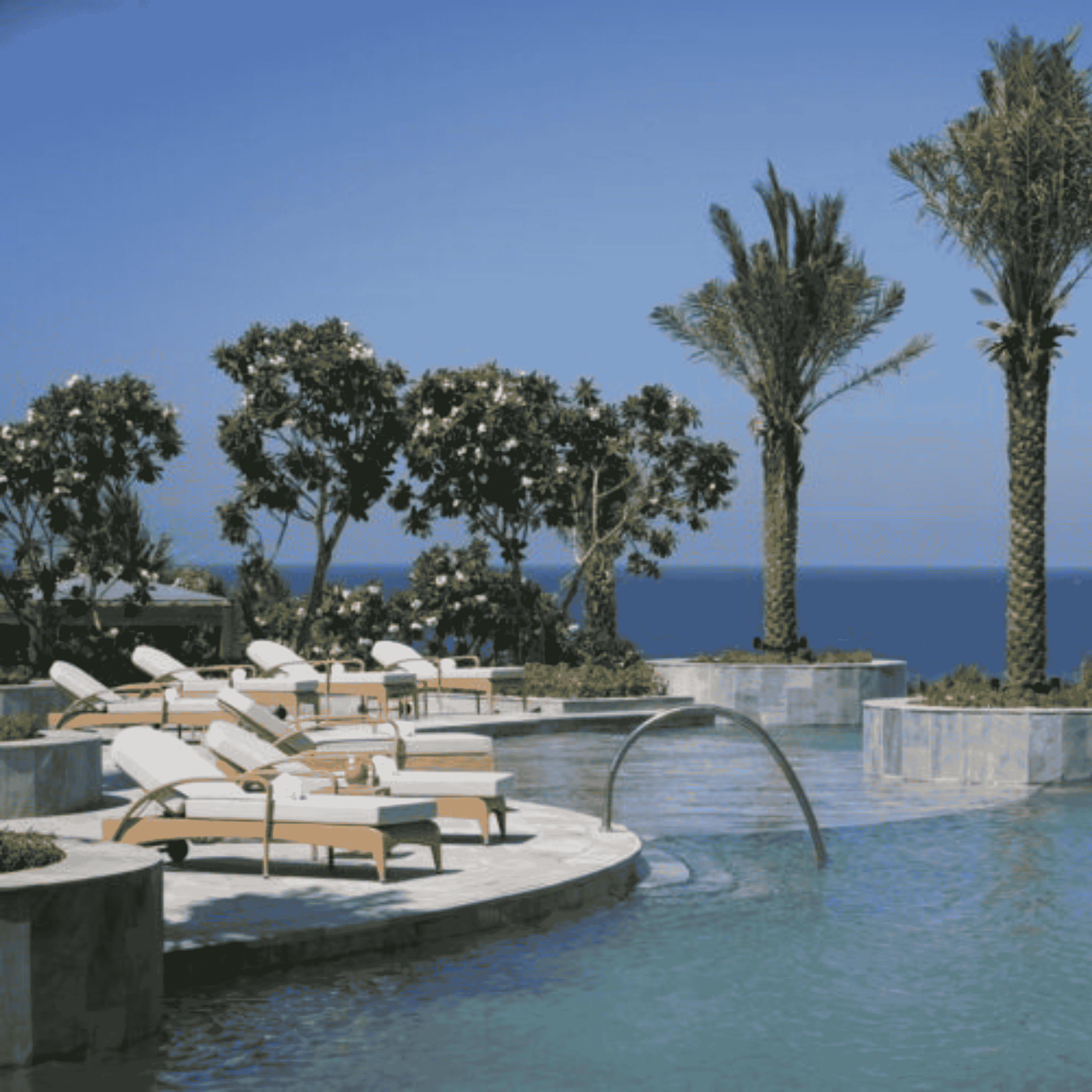 Room with Lunch or Dinner - Image 8