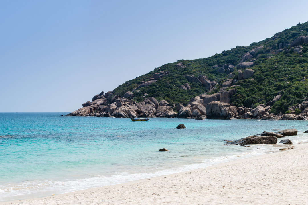 (1080 × 720px) (3) Nom Beach