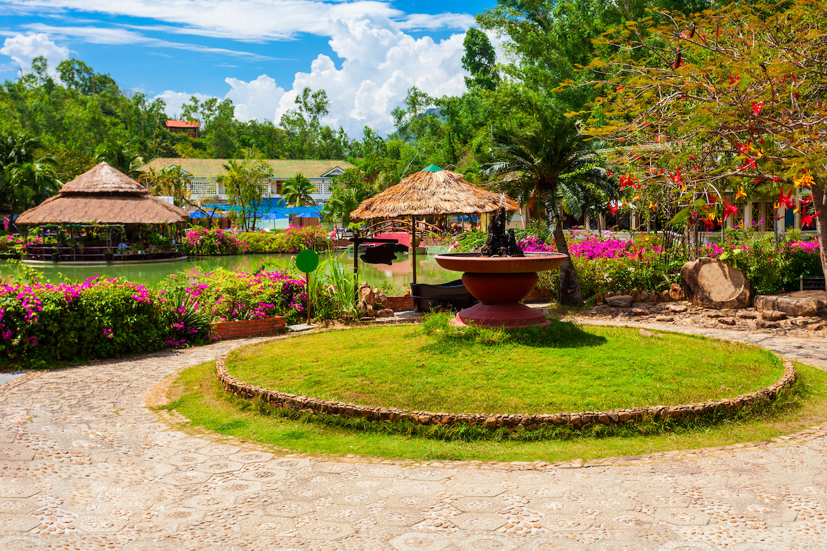 Thap Ba mud bath, Nha Trang Thap Ba Mud Bath