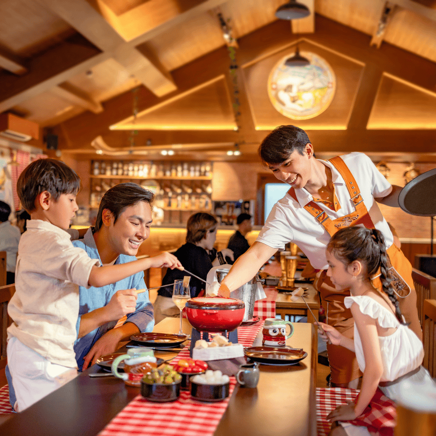 Set Bữa Tối Mùa Lễ Hội 2025