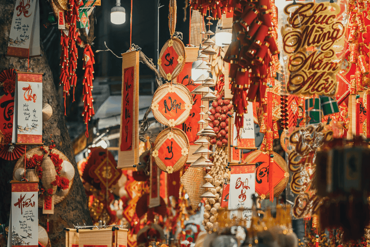 Tet Market-min Best Place to spend Tet Holiday in Vietnam