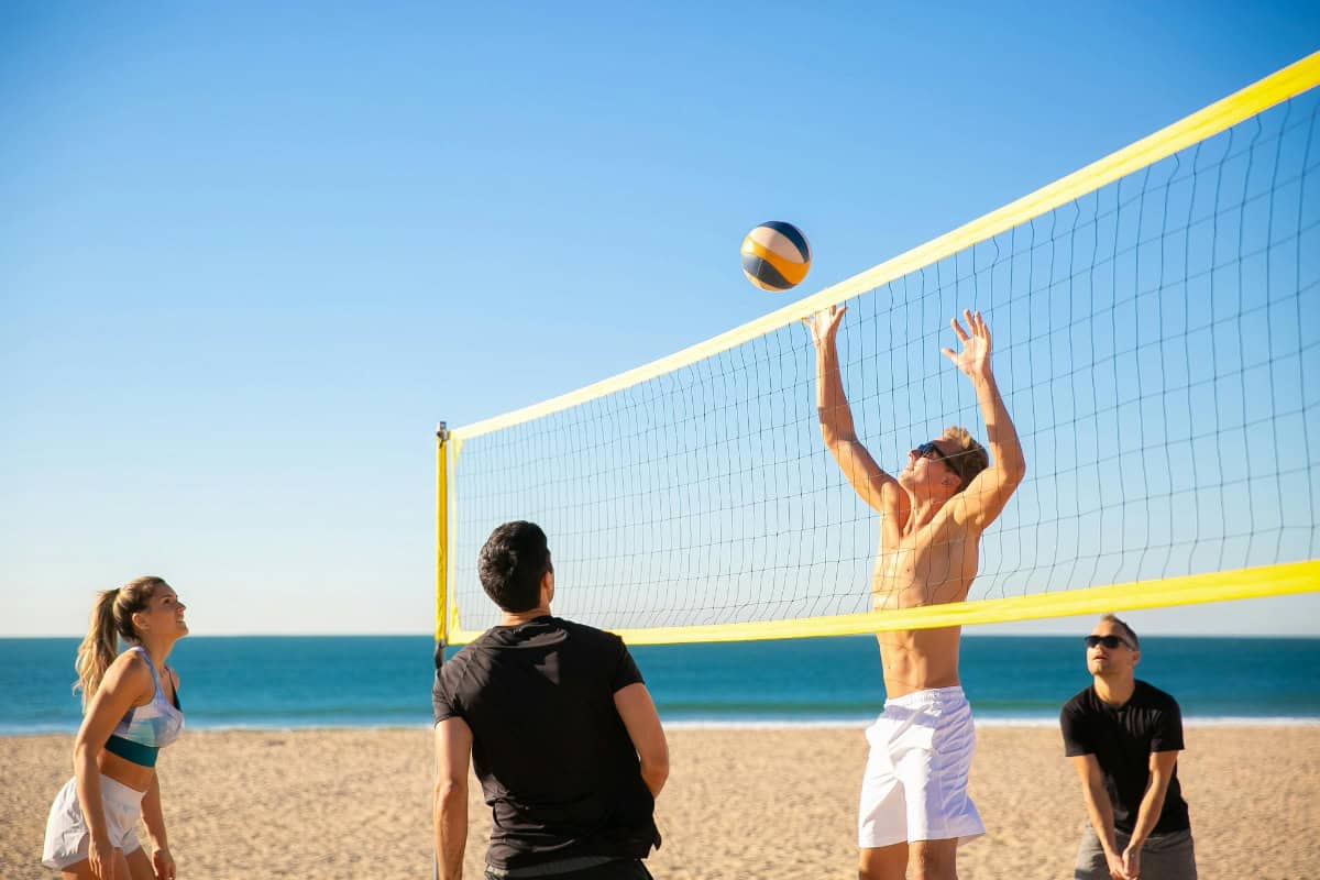 beach volleyball