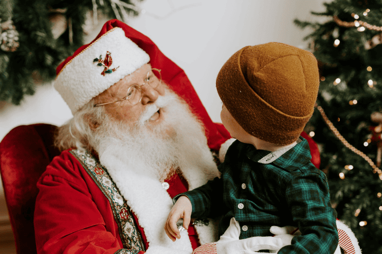 CÁc hoạt động trẻ nhỏ trong giáng sinh 2025