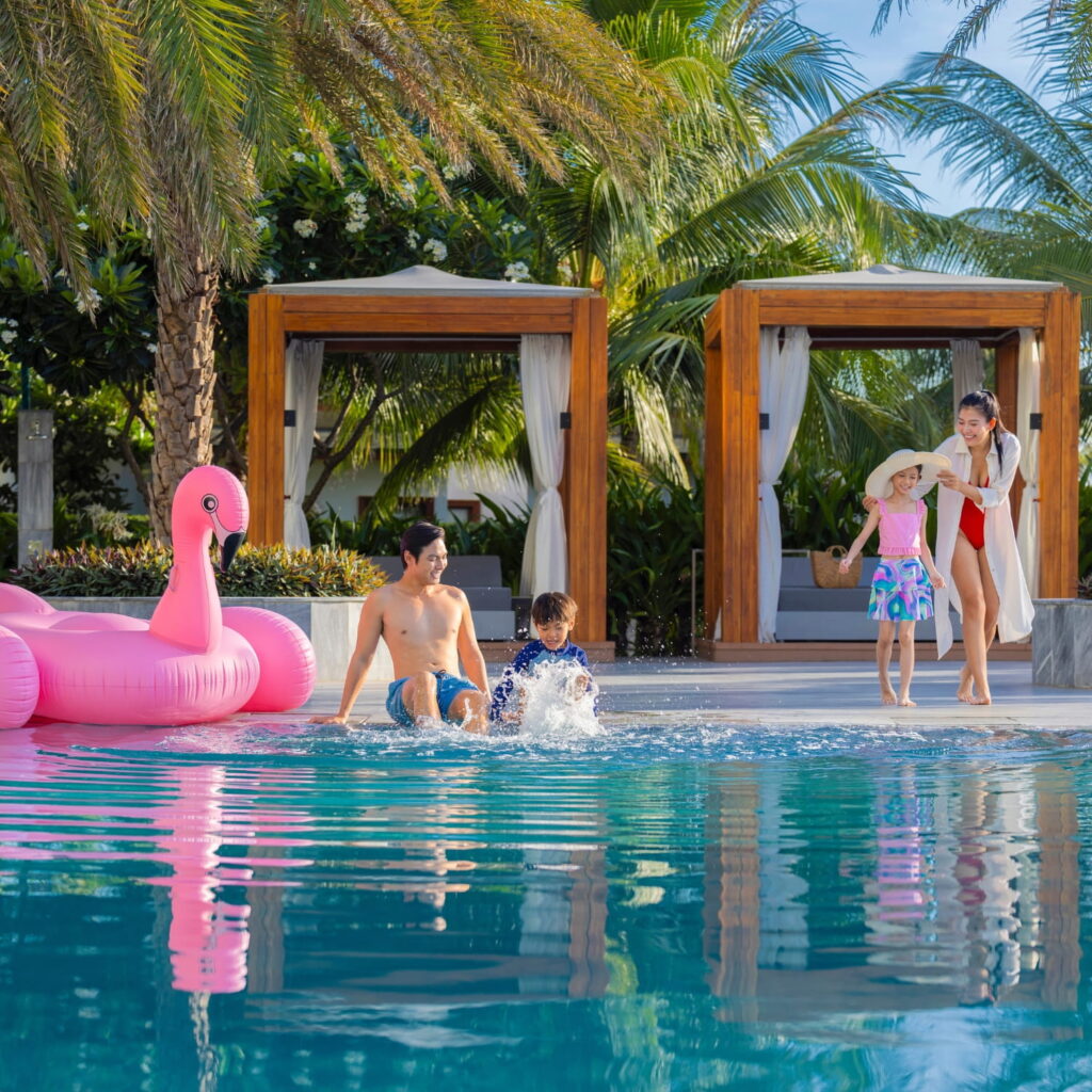 Chilling Cabana – Ưu đãi Mövenpick Resort Cam Ranh