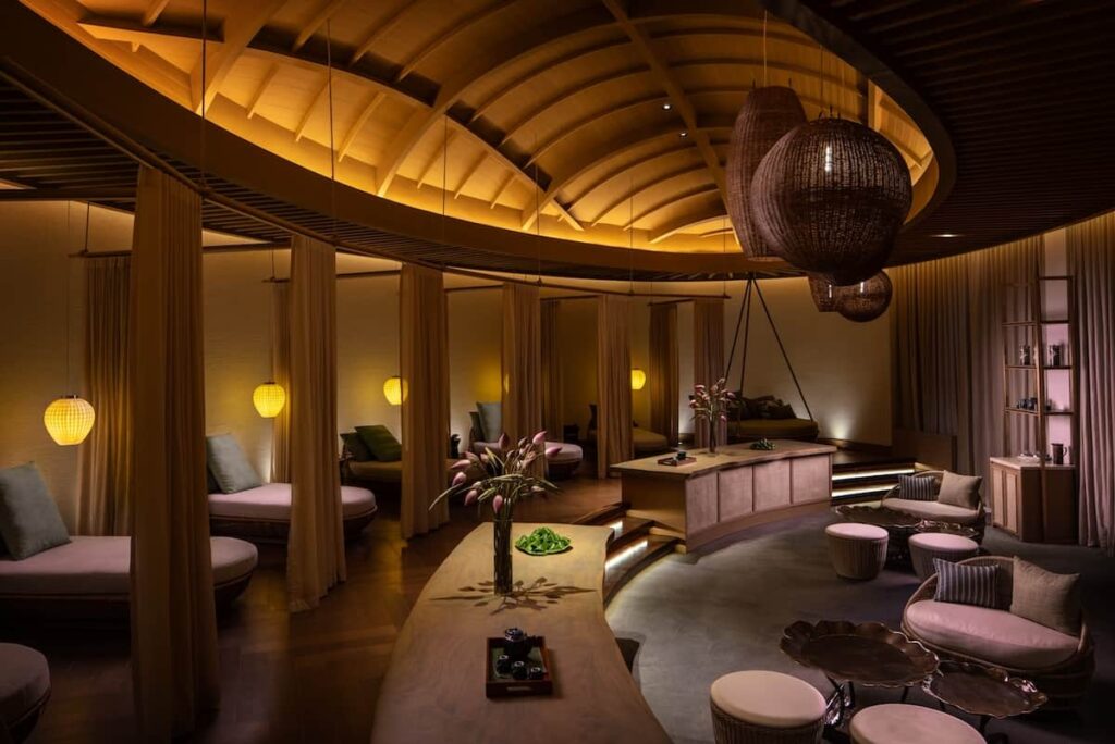 Relaxing massage at Serenity Spa – best spa in Cam Ranh